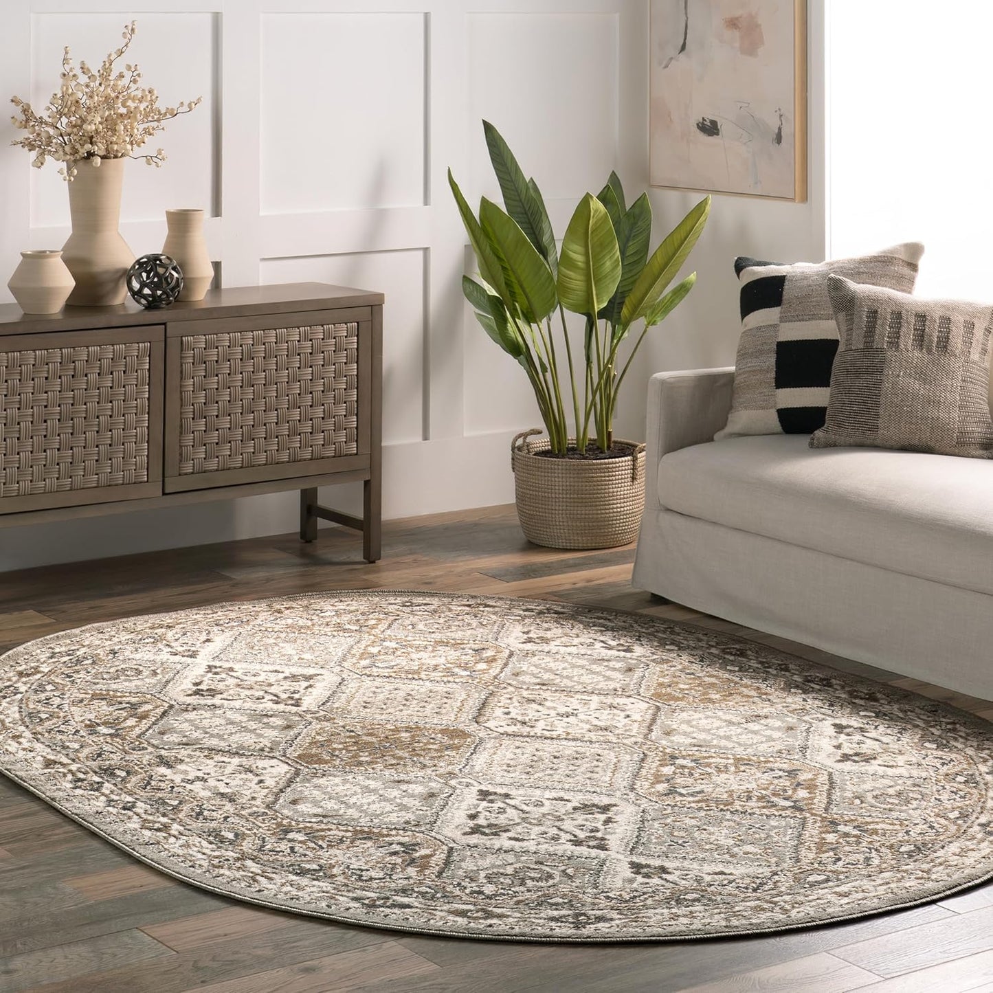 nuLOOM 9x12 Becca Traditional Tiled Area Rug, Beige, Faded Transitional Design, Stain Resistant, For Bedroom, Dining Room, Living Room, Hallway, Office, Kitchen, Entryway